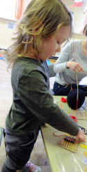 weaving a Tais