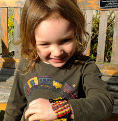 weaving a Tais