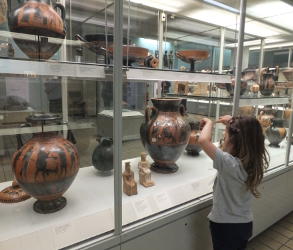 Looking at Ancient Greek Pots (British Museum)