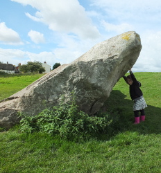 avebury stones