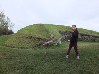 Belas knap Long Barrow