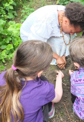 making clay pots