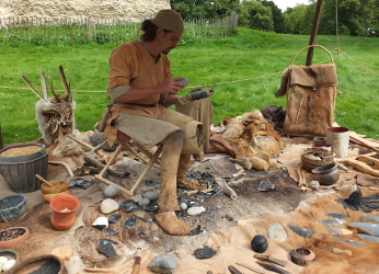 flint knapping demonstration