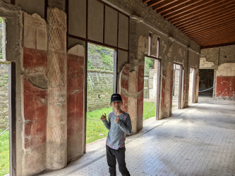 Visiting Oplontis