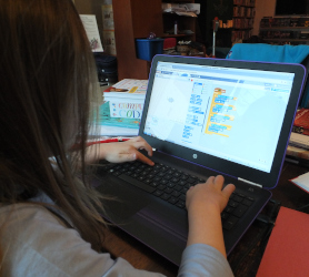 Coding a Mouse and Cheese Game with Scratch
